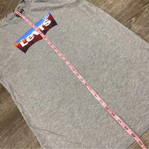 Levi’s Grey Short Sleeve Shirt Size Medium - Picture 7 of 7